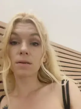 Cam4 Adult Video Chat of ines190