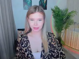 Cam4 Nude Webcam of GlamorousGirll
