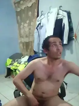 Cam4 Live Sex of hornyguymko