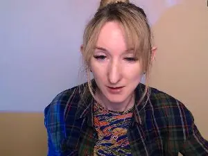 Cam4 Private Sex Chat of LillyBluee