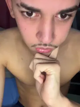 Cam4 Free Porn Cam of Ravel55