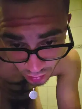 Cam4 Free Live Porn of Elrusito23qw