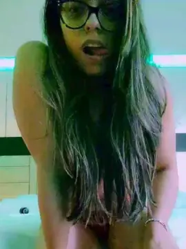 Cam4 Sex Chat of LollaBunny26