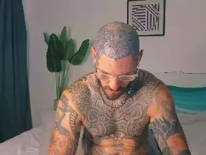 Cam4 Live Sex of Lucasexclusive1