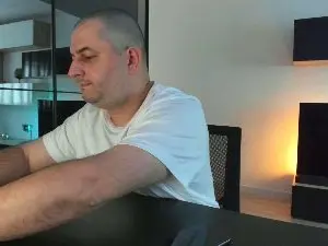 Cam4 Free Porn Cam of DravenPeak