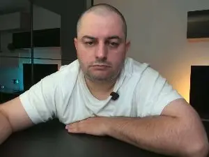 Cam4 Live Sex of DravenPeak