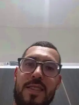 Cam4 Sex Cam of HShotsmilegyn