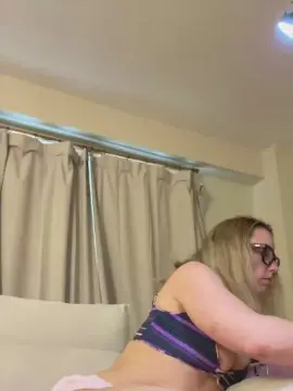 Cam4 Free Porn Cam of Ambrrr