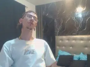 Cam4 Watch Live Sex Cams of RyanOwenss