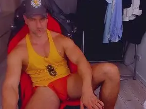 Cam4 Sex Cam of MarisMuscle