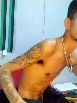 Cam4 Free Porn Cam of Theyllors2