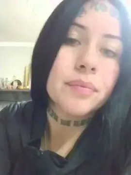 Cam4 Free Live Porn of notfromherexxx
