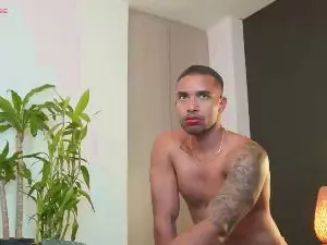 Cam4 Live Sex Cam of LincomAmith