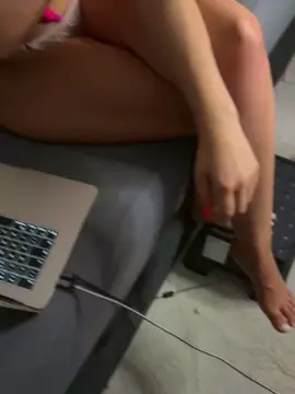 Cam4 Live Sex of Hotbarbiee