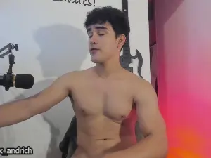 Cam4 Watch Live Sex Cams of max__andrich