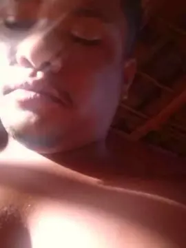 Cam4 Sex Cam of Pauveiudo777