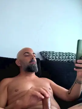Cam4 Watch Live Sex Cams of Zahora_78