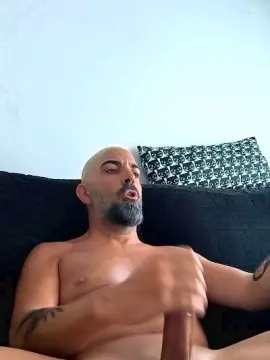 Cam4 Sex Cam of Zahora_78