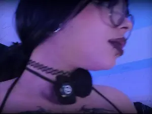 Cam4 Live Sex of Nyveth