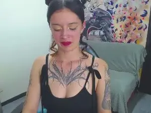 Cam4 Watch Live Sex Cams of Lucia_evans21