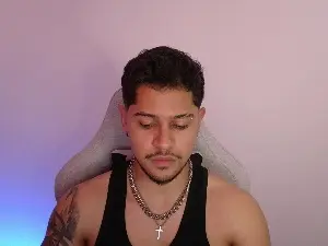 Cam4 Adult Webcams of dom_santiago31