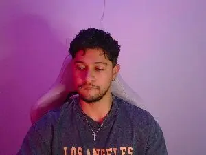 Cam4 Adult Webcam of dom_santiago31