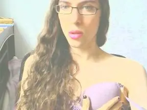 Cam4 Live Porn of MeigaSubmiss