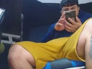 Cam4 Nude Webcam of master_bigcock1