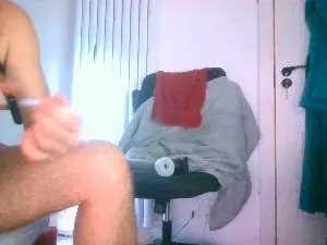 Cam4 Sex Cam of HairyHorn1