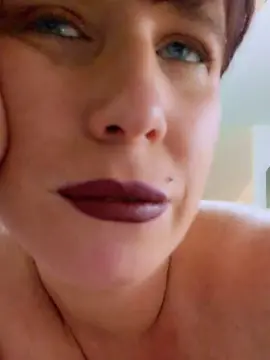 Cam4 Live Porn of Libellule29