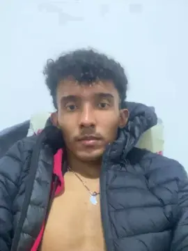 Cam4 Adult Video Chat of MavyFelipe