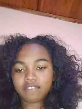 Cam4 Free Live Porn of Isah2026