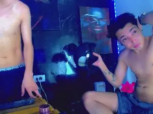 Cam4 Private Sex Chat of TheShamefulBoys