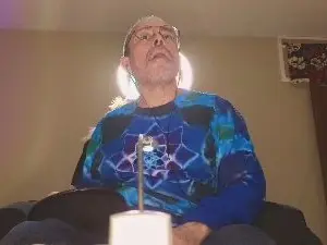 Cam4 Sex Cam of CuriousBisex22
