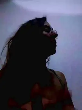 Cam4 Live Sex of LolaX
