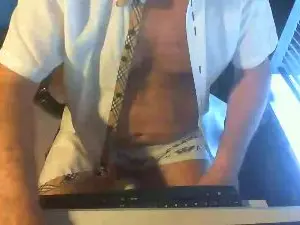 Cam4 Free Live Porn of dogego566