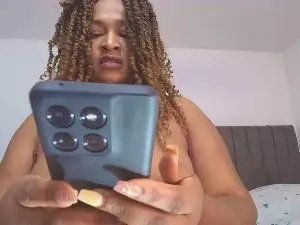 Cam4 Sex Chat of Luxy_benet