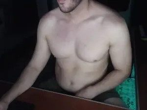 Cam4 Free Live Porn of luquitas_85