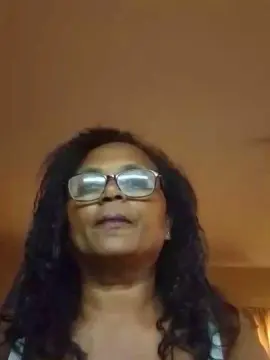 Cam4 Adult Webcams of momsexy_xxx
