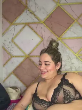 Cam4 Nude Webcam of Amira__Maliaa