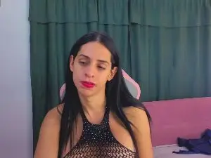 Cam4 Adult Video Chat of VittoriaLmbrdi
