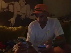 Cam4 Sex Cam of bigbigbig_sexy