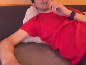 Cam4 Live Sex Cam of ragazzoxxl
