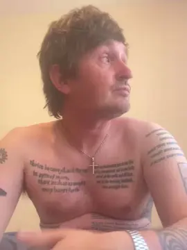 Cam4 Live Sex of picassosparrot3