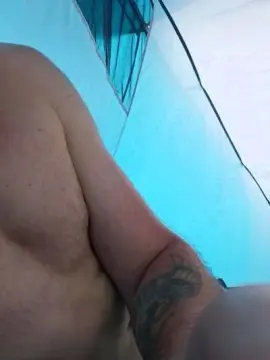 Cam4 Free Live Porn of mmmchut3