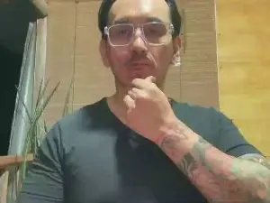 Cam4 Best live sex cam show of latino0_0