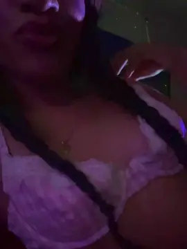 Cam4 Watch Live Sex Cams of Sarabombshell