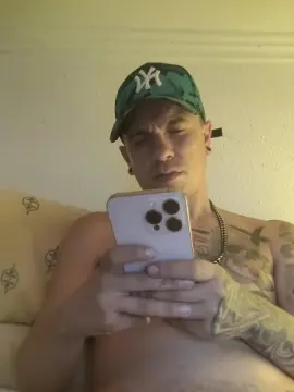Cam4 Nude Webcam of Big20cmfelipe