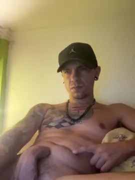 Cam4 Live Sex Cam of Big20cmfelipe
