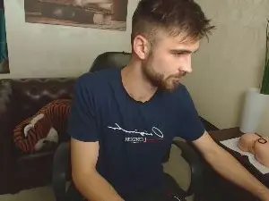 Cam4 Live Sex of KyloEast